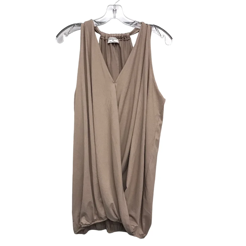 Top Sleeveless By Zenana Outfitters In Beige, Size:Xl