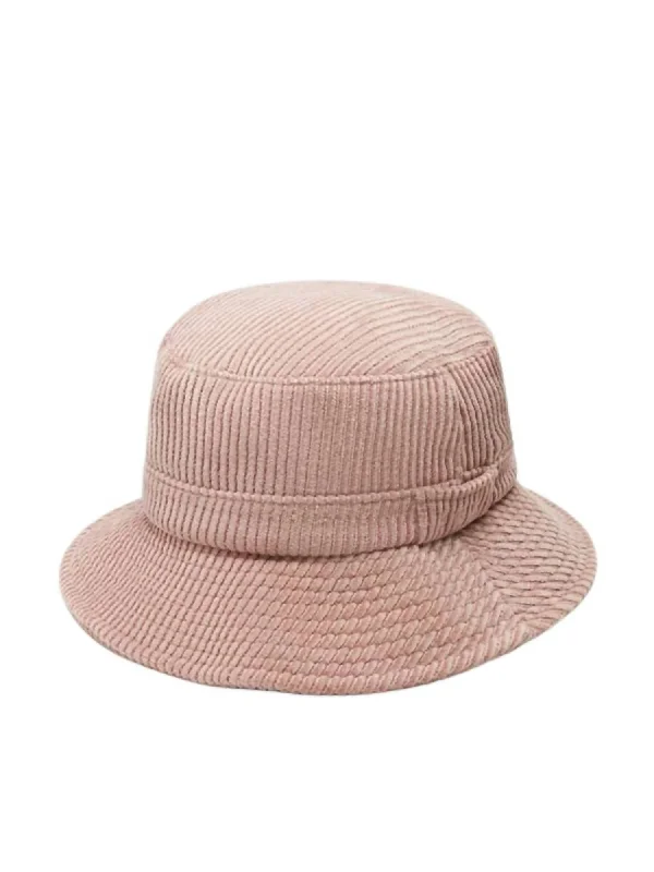 Women's Bob Hat In Light Pink