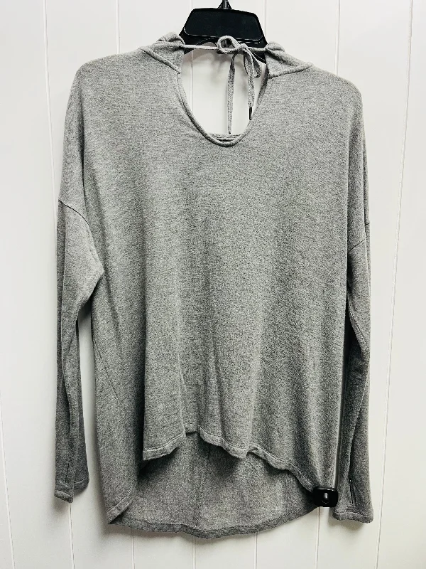 Sweatshirt Hoodie By Gaiam In Grey, Size: S