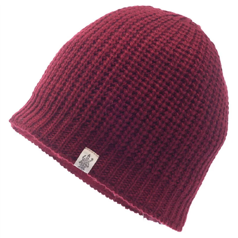 Cardigan Knit Beanie In Burgundy