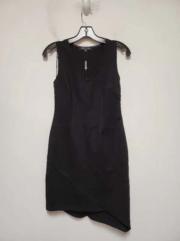 Dress Casual Short By Romeo And Juliet In Black, Size: S