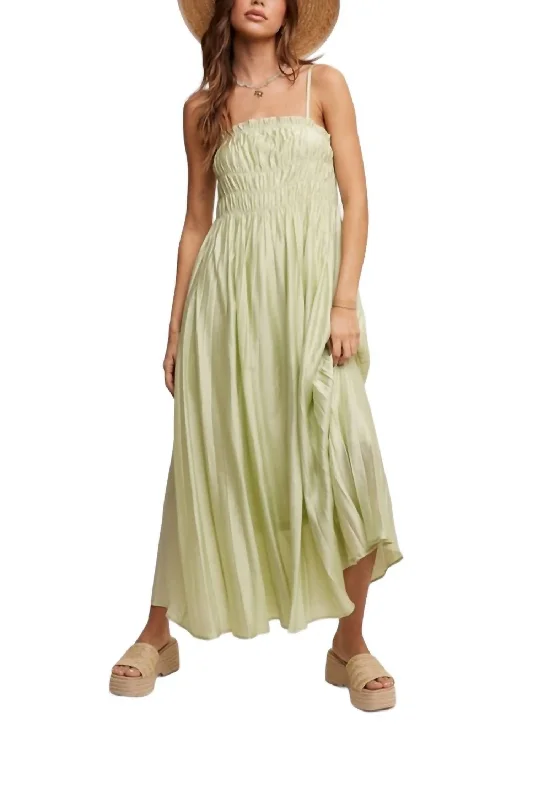 Flowy Pleated Maxi Dress In Green Lily