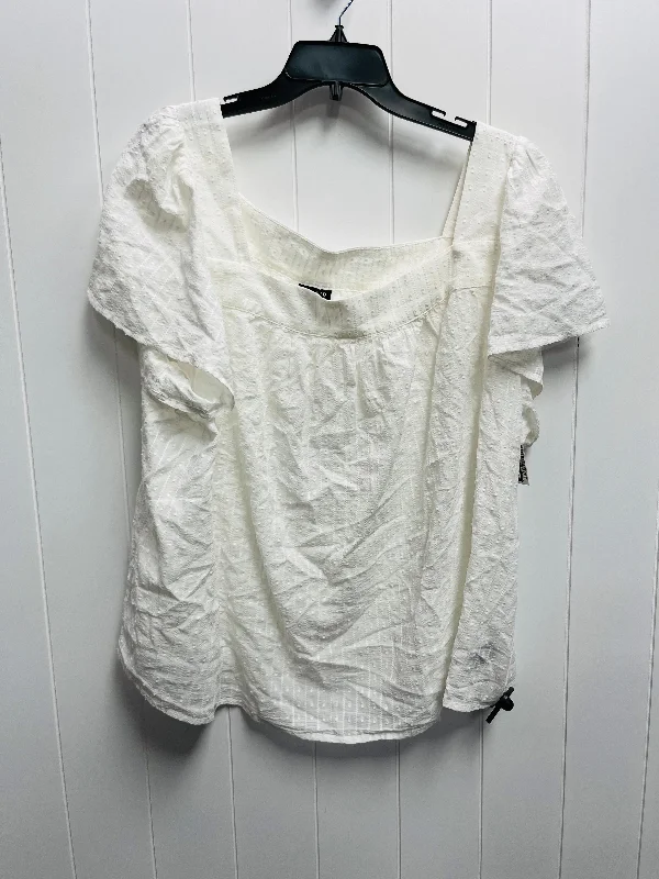 White Top Short Sleeve Torrid, Size 3x